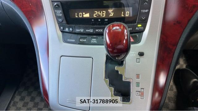 Toyota VELLFIRE 2009-03 8281540-14