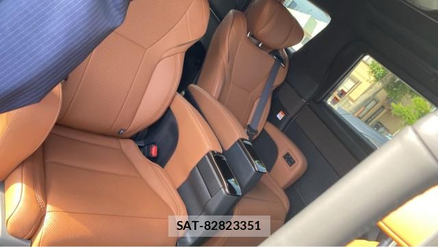Toyota VELLFIRE 2025-06 8281564-6