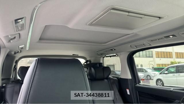 Toyota VELLFIRE 2021-04 8281629-15