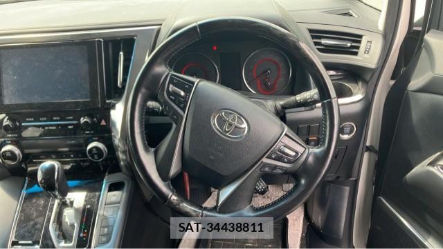 Toyota VELLFIRE 2021-04 8281629-16
