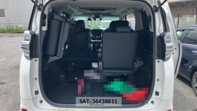 Toyota VELLFIRE 2021-04 8281629-17