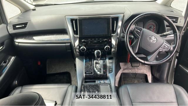 Toyota VELLFIRE 2021-04 8281629-2