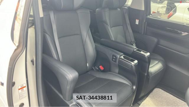 Toyota VELLFIRE 2021-04 8281629-6