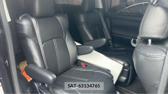 Toyota VELLFIRE 2016-06 8281653-6
