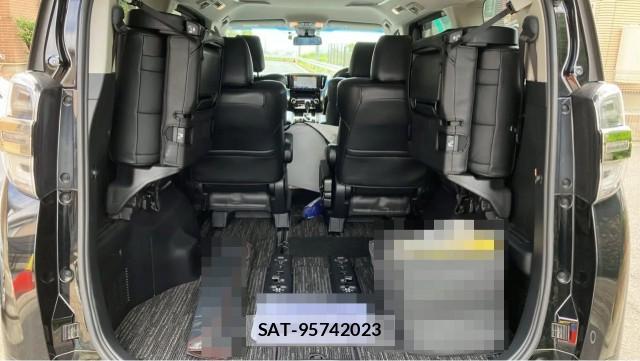 Toyota VELLFIRE 2018-12 8281693-17