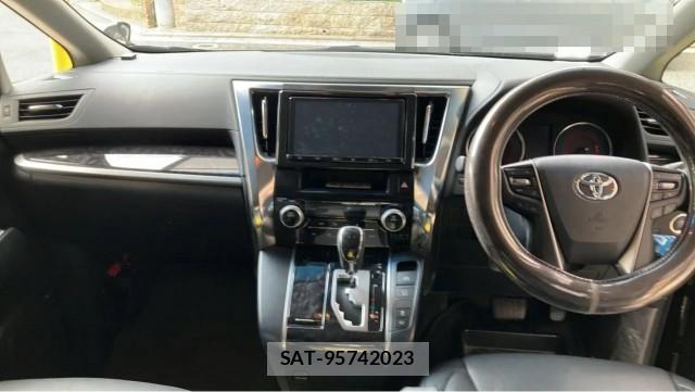 Toyota VELLFIRE 2018-12 8281693-2
