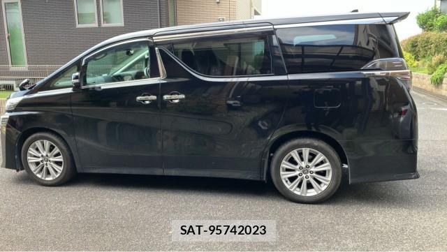 Toyota VELLFIRE 2018-12 8281693-3