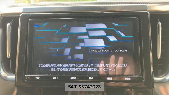 Toyota VELLFIRE 2018-12 8281693-4