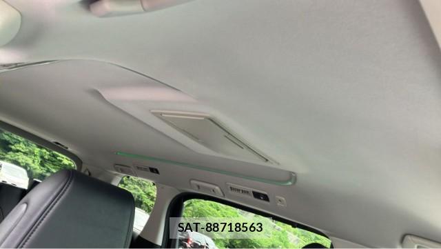Toyota VELLFIRE 2019-03 8281711-15