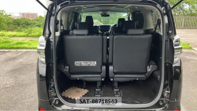 Toyota VELLFIRE 2019-03 8281711-17