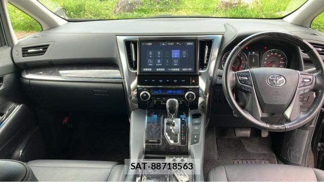 Toyota VELLFIRE 2019-03 8281711-2