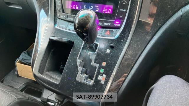 Toyota VELLFIRE 2012-05 8281844-14