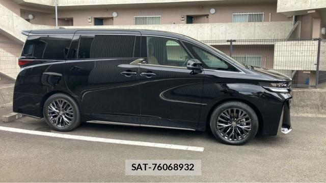 Toyota VELLFIRE 2025-07 8281846-3