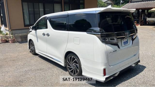 Toyota VELLFIRE 2019-03 8281942-13