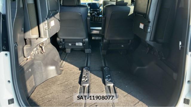 Toyota VELLFIRE 2016-09 8281967-17