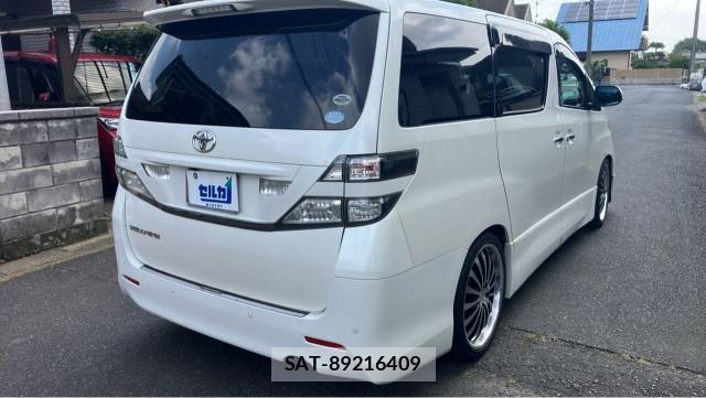 Toyota VELLFIRE 2011-03 8282115-12