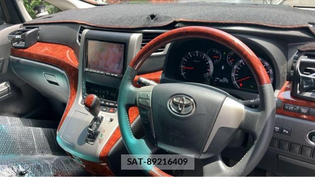 Toyota VELLFIRE 2011-03 8282115-2