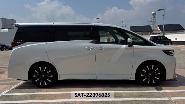 Toyota VELLFIRE 2025-08 8282187-3
