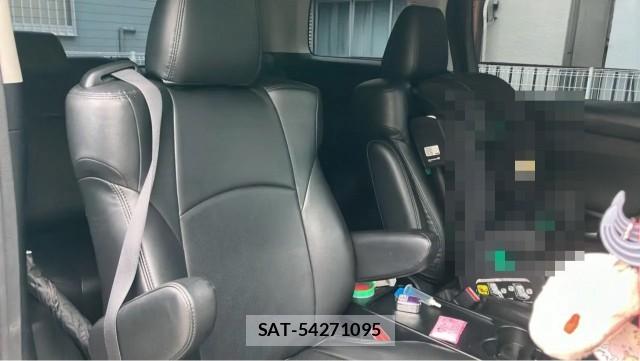 Toyota VELLFIRE 2015-07 8282357-6