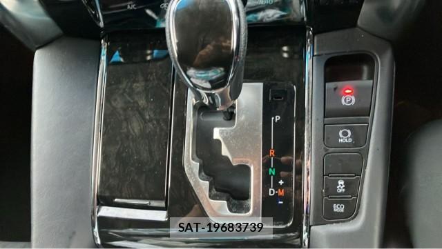 Toyota VELLFIRE 2016-03 8282378-14