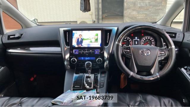 Toyota VELLFIRE 2016-03 8282378-2