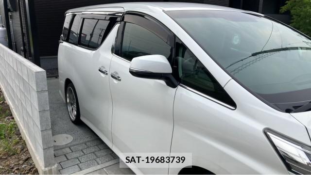 Toyota VELLFIRE 2016-03 8282378-3