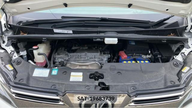 Toyota VELLFIRE 2016-03 8282378-7