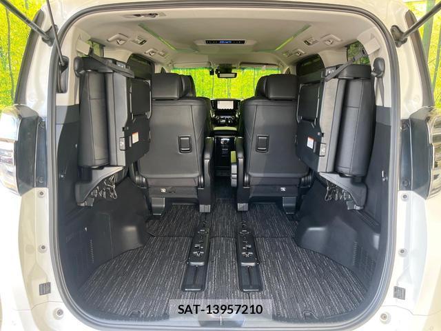 Toyota VELLFIRE 2019-09 8283034-11