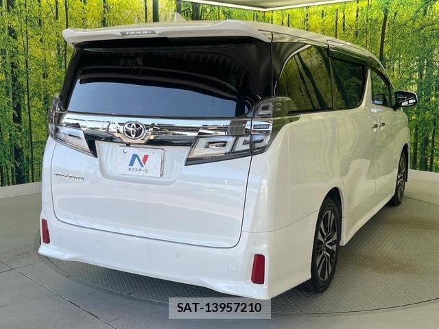 Toyota VELLFIRE 2019-09 8283034-18