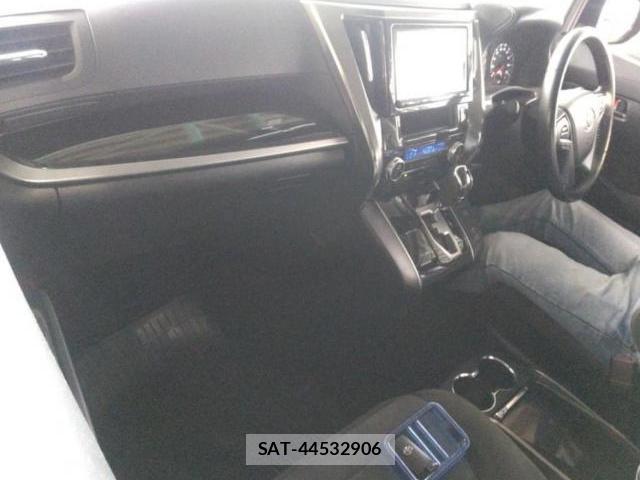 Toyota VELLFIRE 2017-10 8283925-5