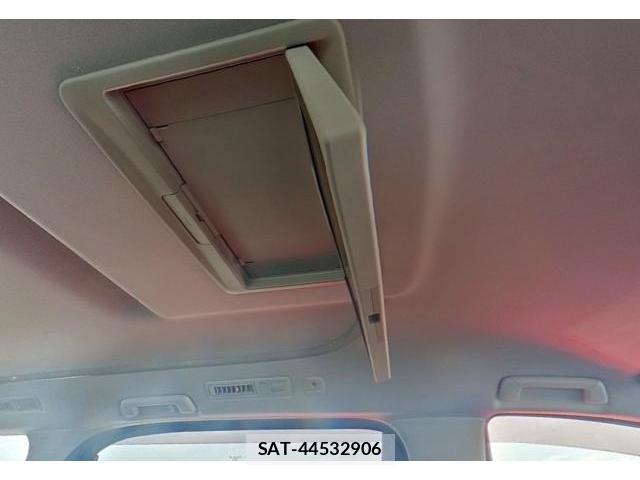 Toyota VELLFIRE 2017-10 8283925-7