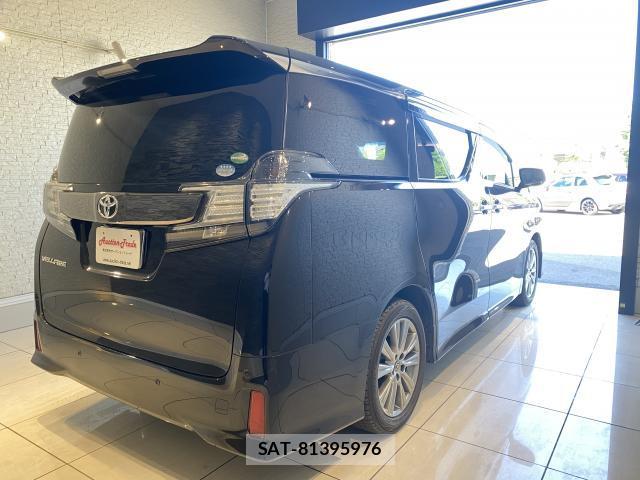 Toyota VELLFIRE 2016-09 8284337-1