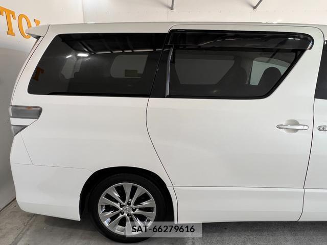 Toyota VELLFIRE 2010-09 8285127-9
