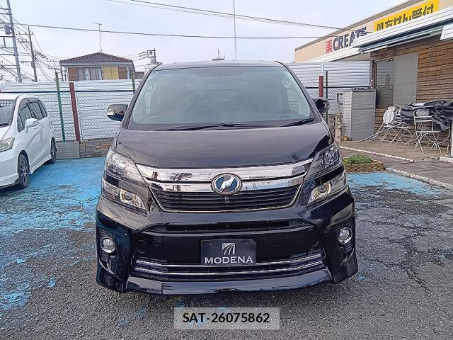 Toyota VELLFIRE 2013-03 8285872-1