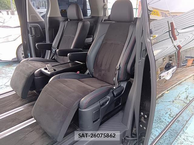 Toyota VELLFIRE 2013-03 8285872-12