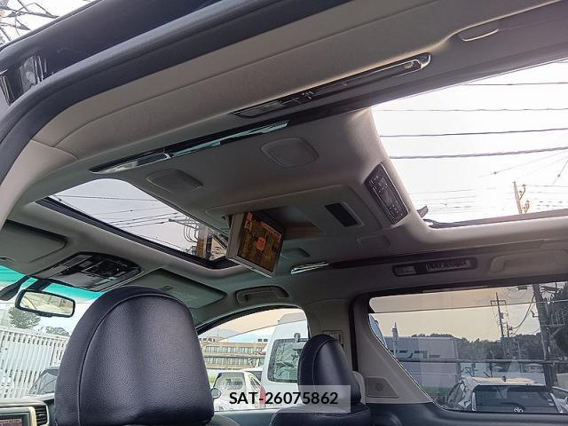 Toyota VELLFIRE 2013-03 8285872-16