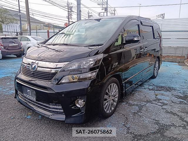 Toyota VELLFIRE 2013-03 8285872-2