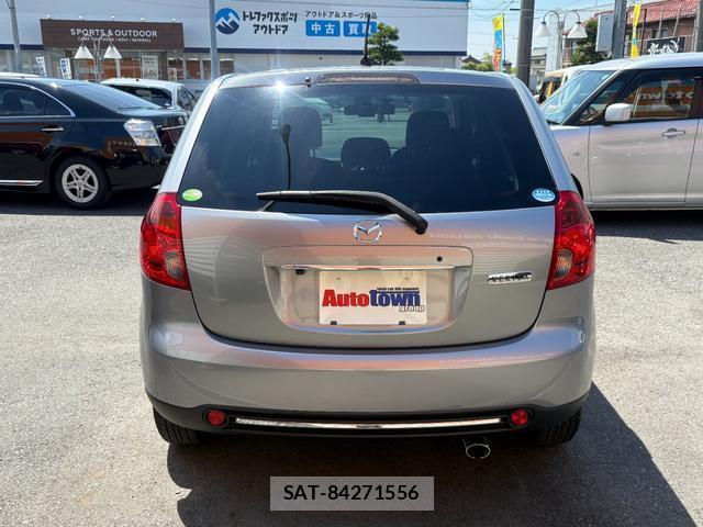 Mazda VERISA 2015-07 8280832-18