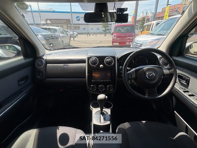Mazda VERISA 2015-07 8280832-4