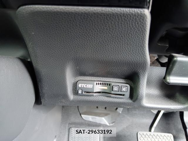 Honda VEZEL 2023-11 8277162-11