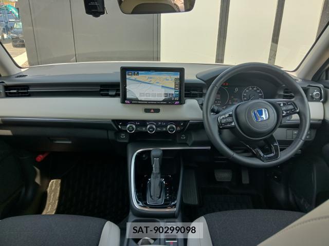 Honda VEZEL 2024-04 8277180-10