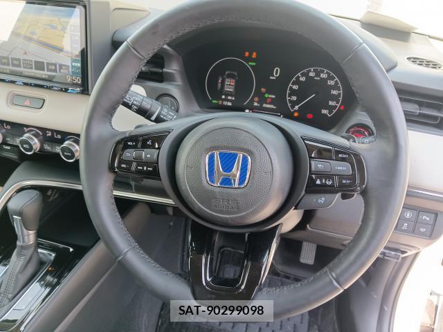 Honda VEZEL 2024-04 8277180-11