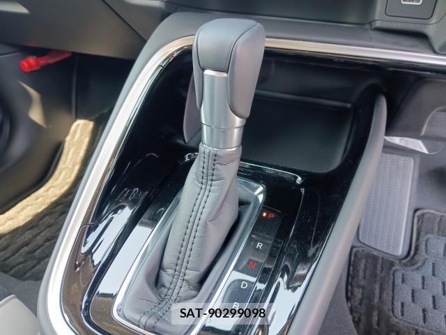 Honda VEZEL 2024-04 8277180-13