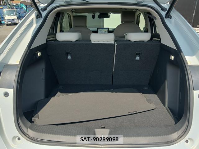 Honda VEZEL 2024-04 8277180-16