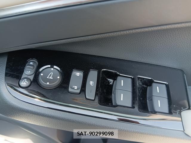 Honda VEZEL 2024-04 8277180-17