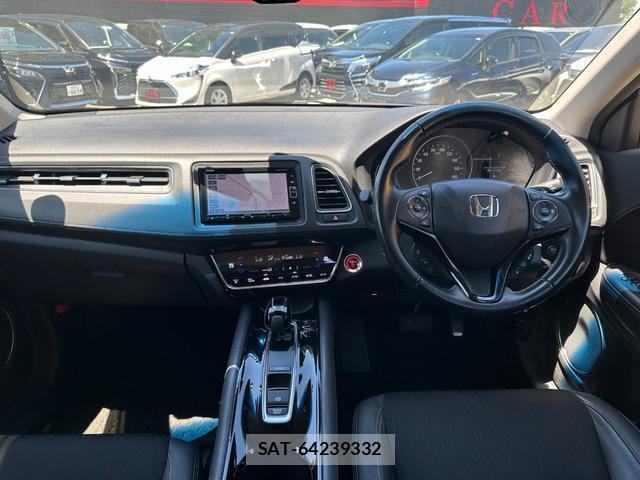 Honda VEZEL 2018-06 8277857-1
