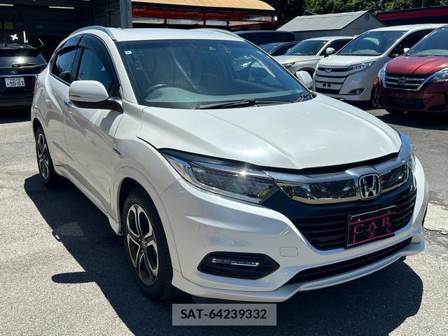 Honda VEZEL 2018-06 8277857-17