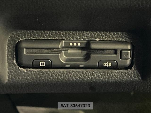 Honda VEZEL 2022-11 8278069-6