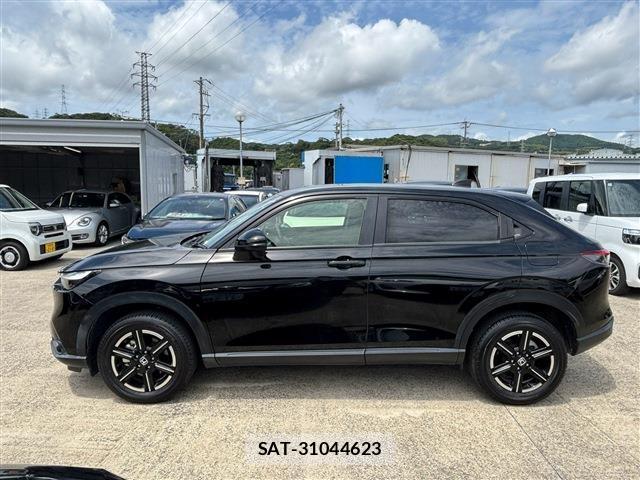 Honda VEZEL 2022-01 8278121-11
