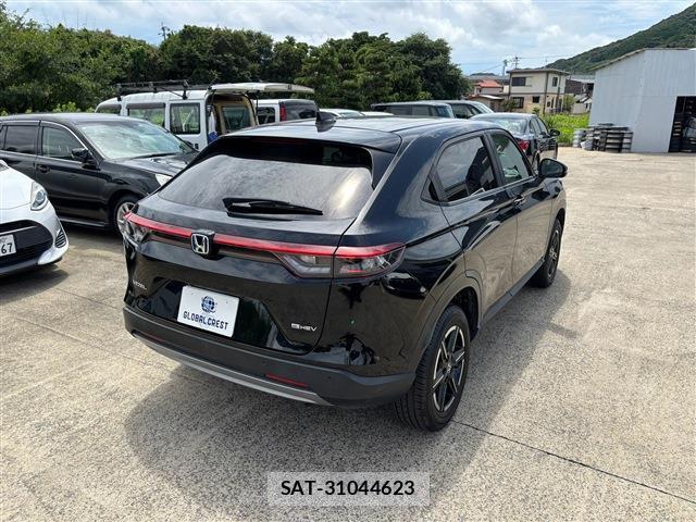 Honda VEZEL 2022-01 8278121-14